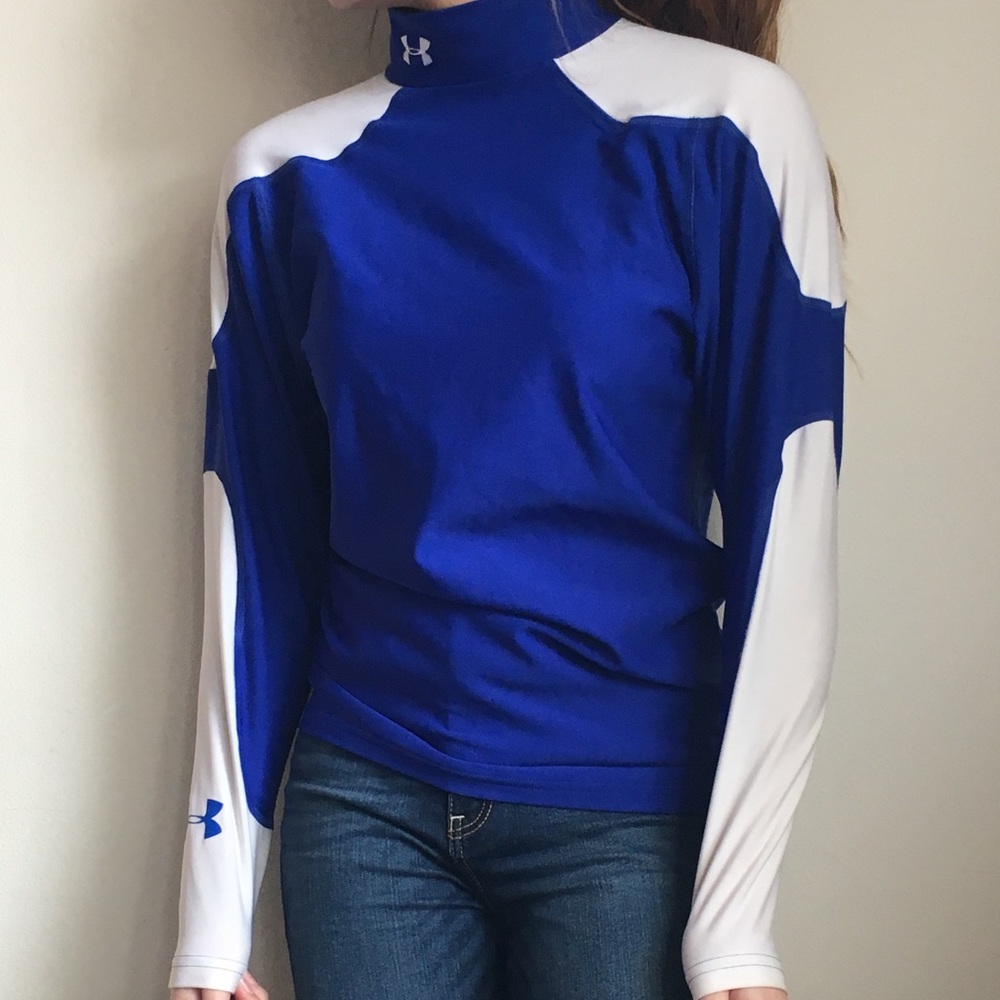 Base layer under armour shirt